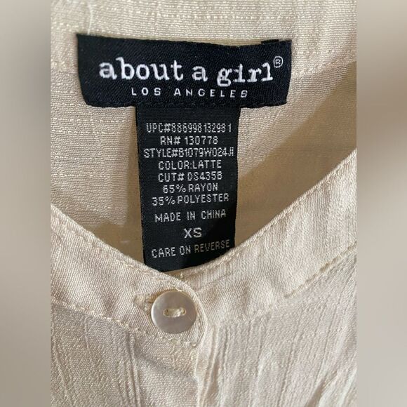 About a girl linen‎ like tank top - Picture 3 of 5